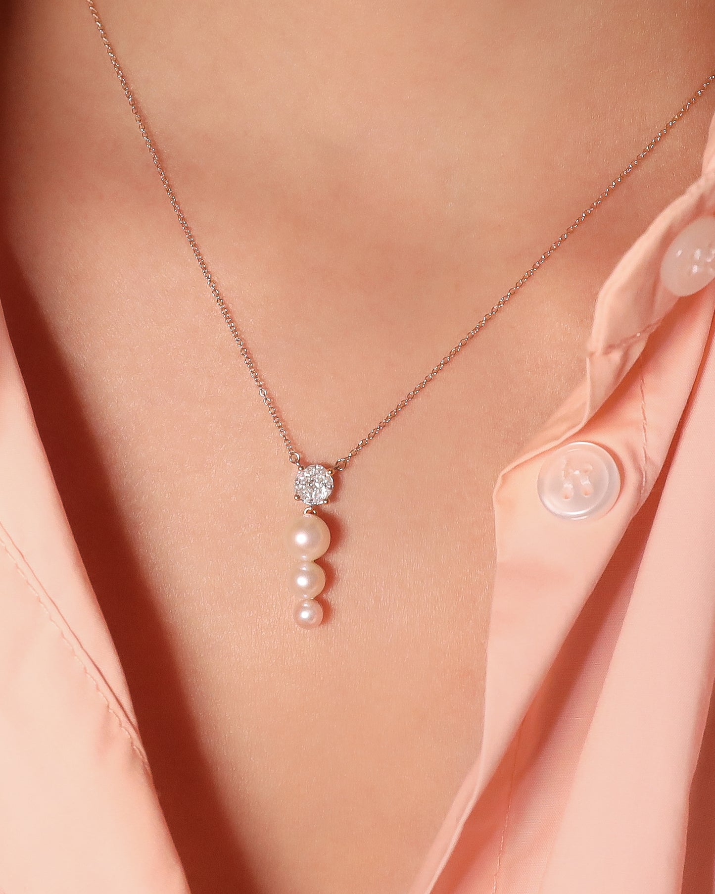 Ariana Pearl Necklace
