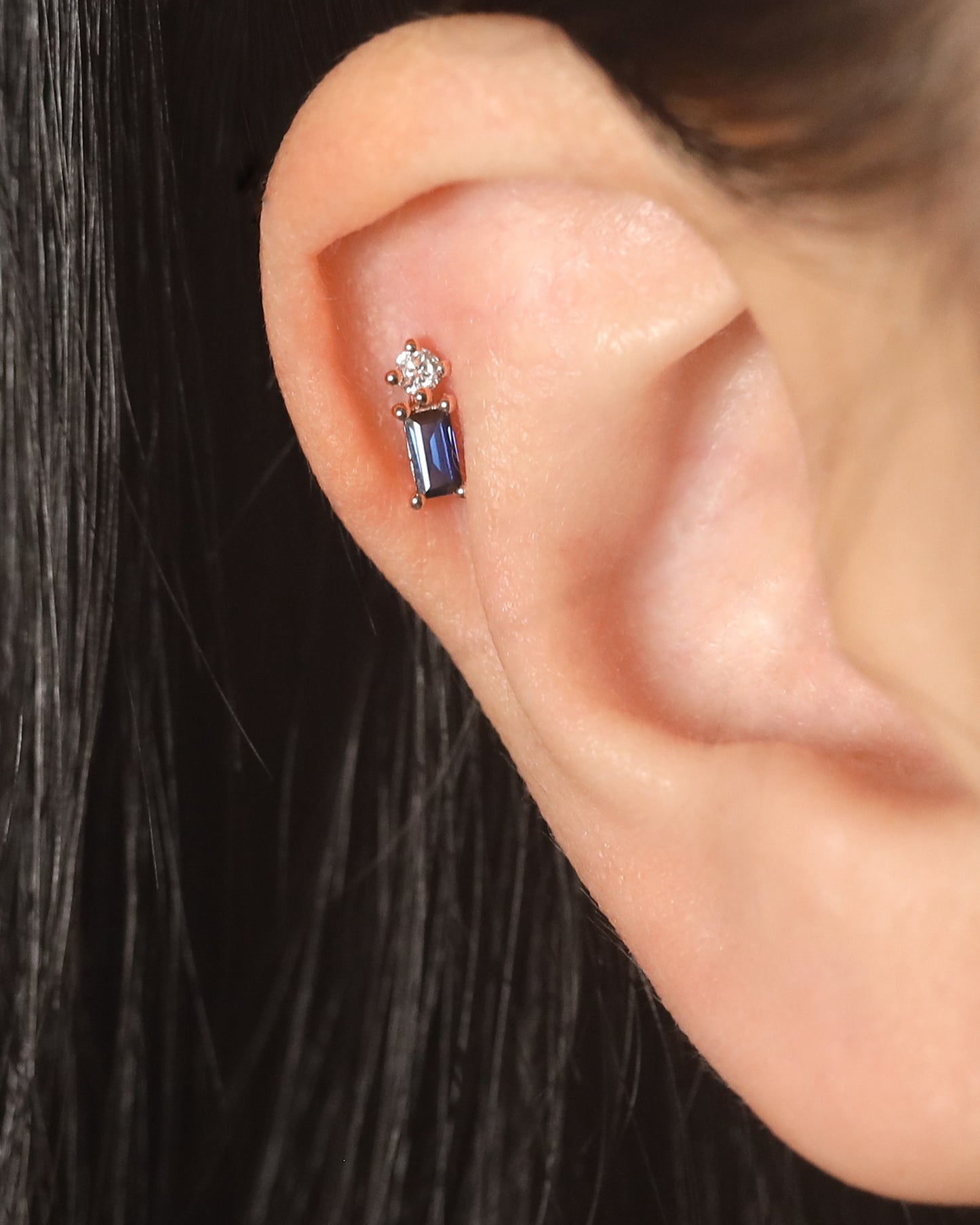 【Effortless Chic】Quinn Blue Sapphire Piercing