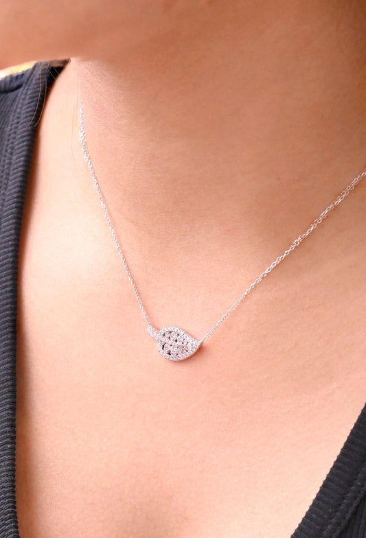 Beryl Dia Leaf Necklace