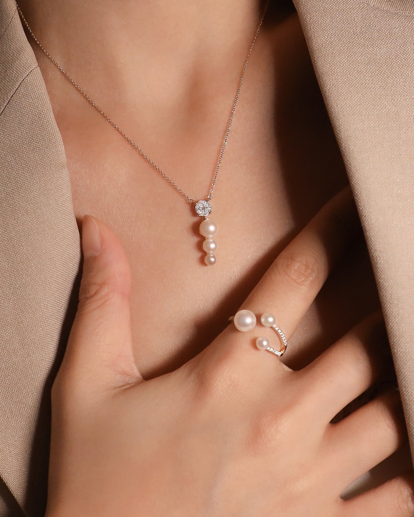 Greta Pearl Ring