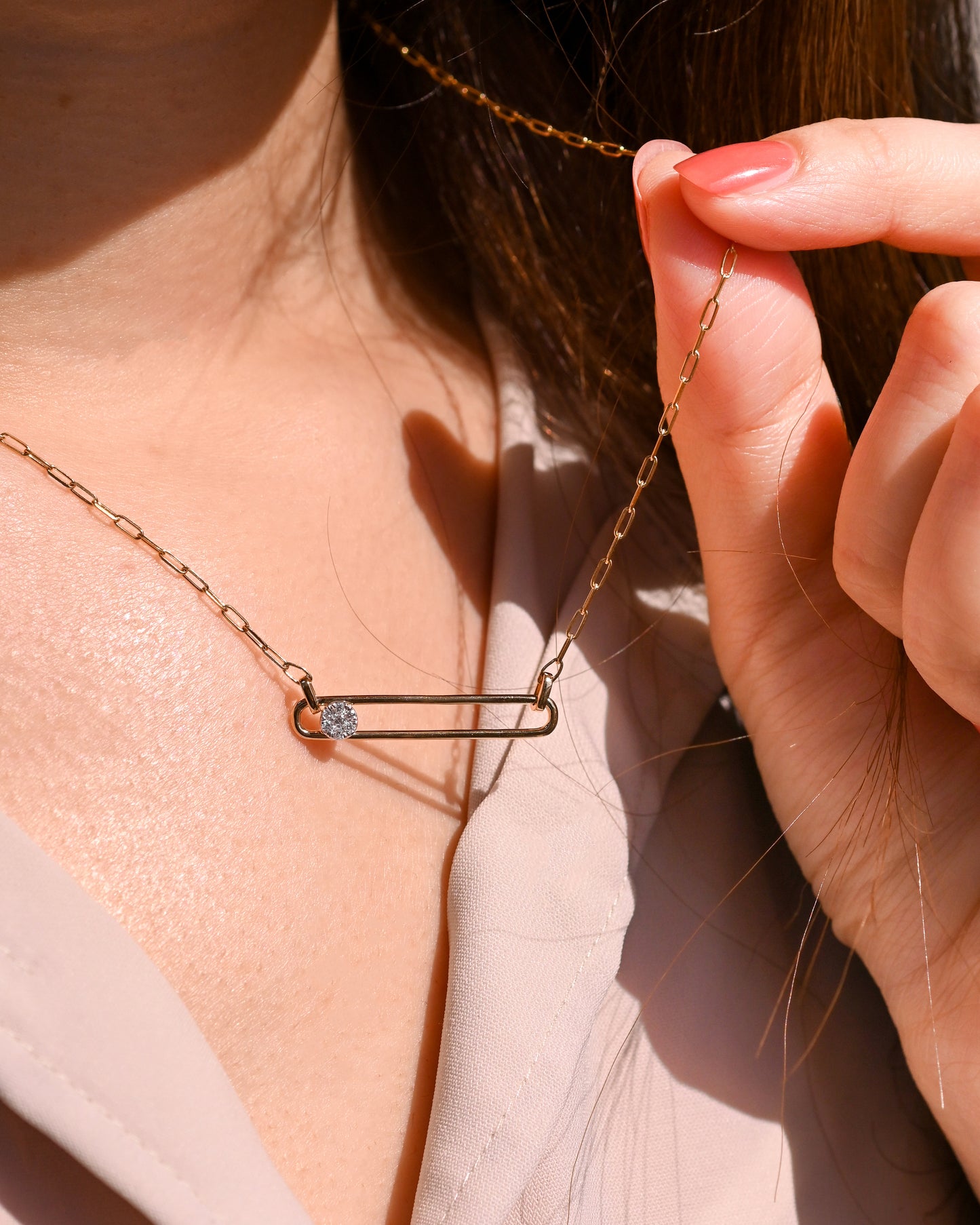 Wes Moving Diamond Necklace
