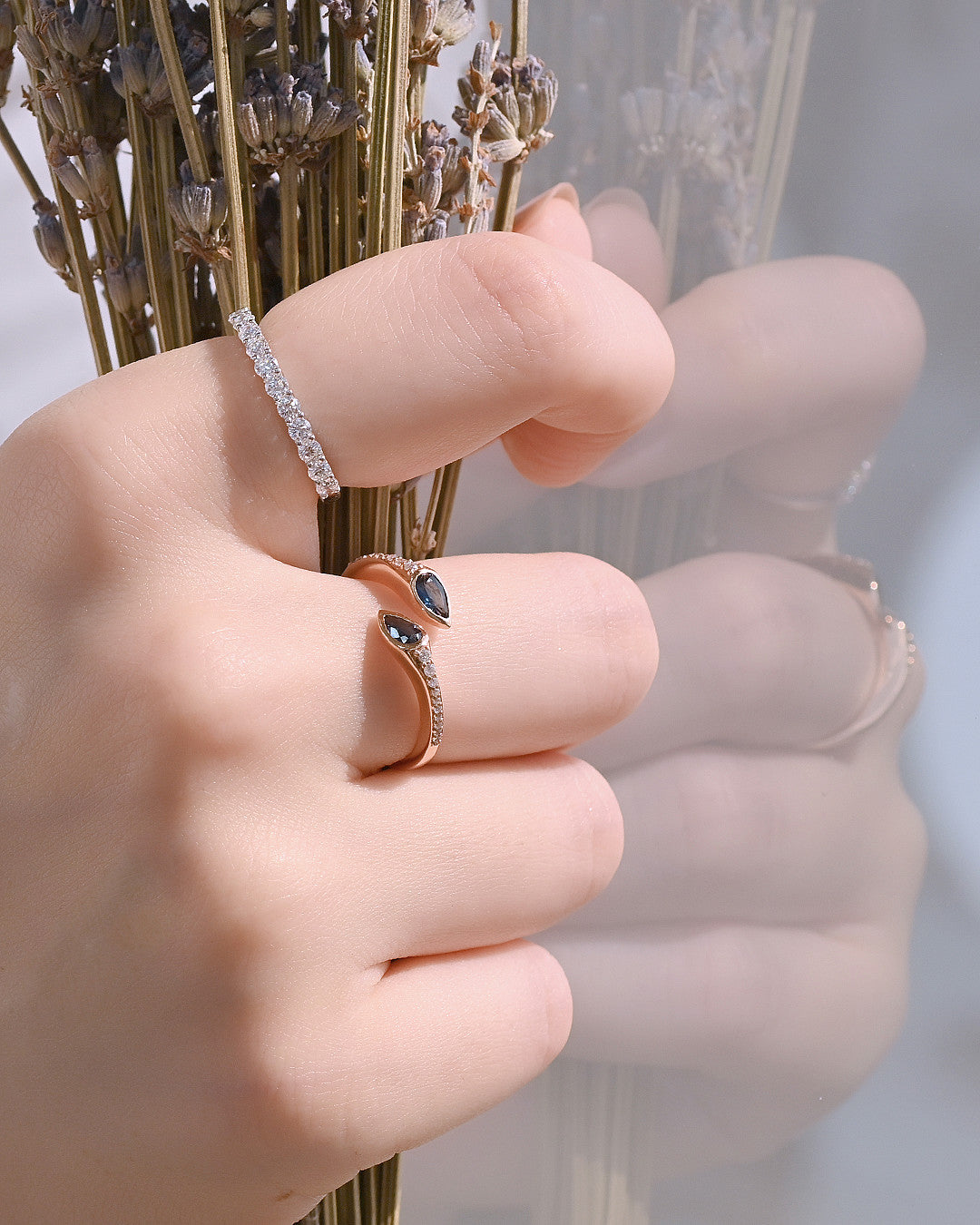 Iva Sapphire Ring