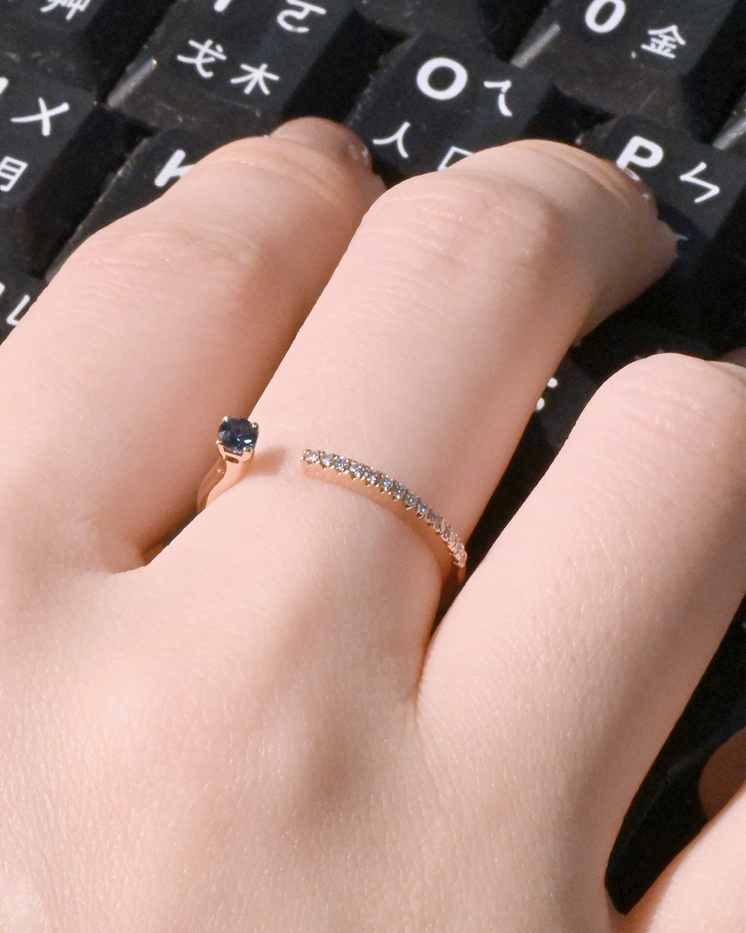 Ari Sapphire Ring