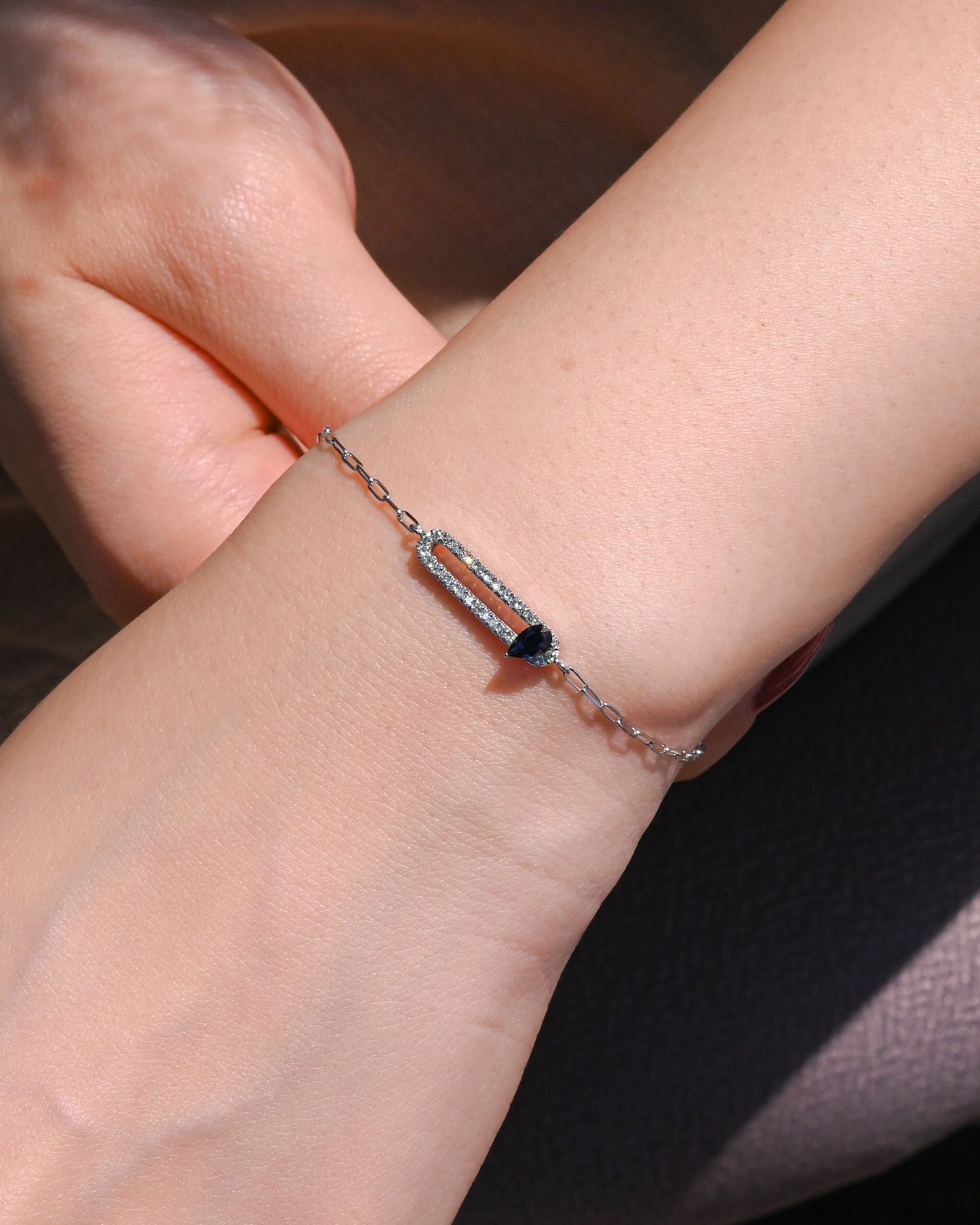 Lou Moving Gem Bracelet