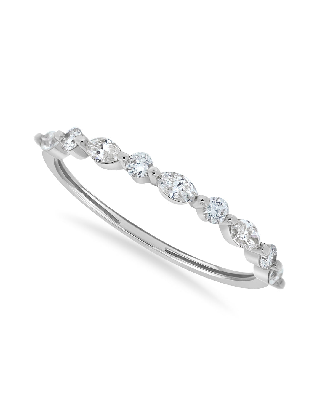 Isa Diamond Ring