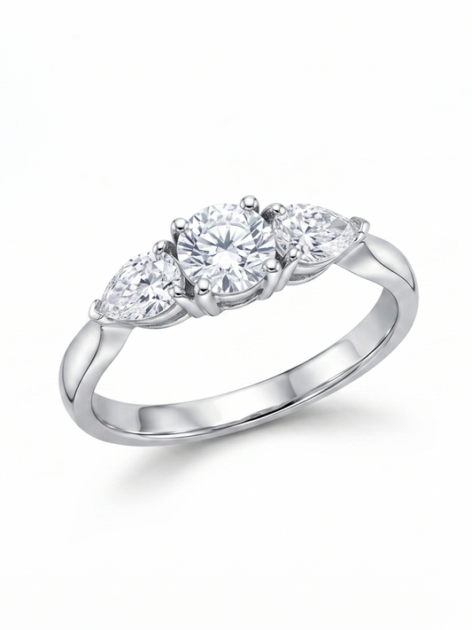 Ony Diamond Ring