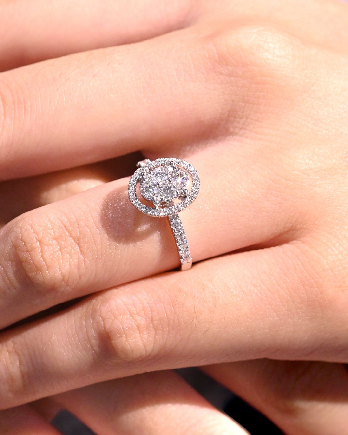 Blanche Diamond Ring